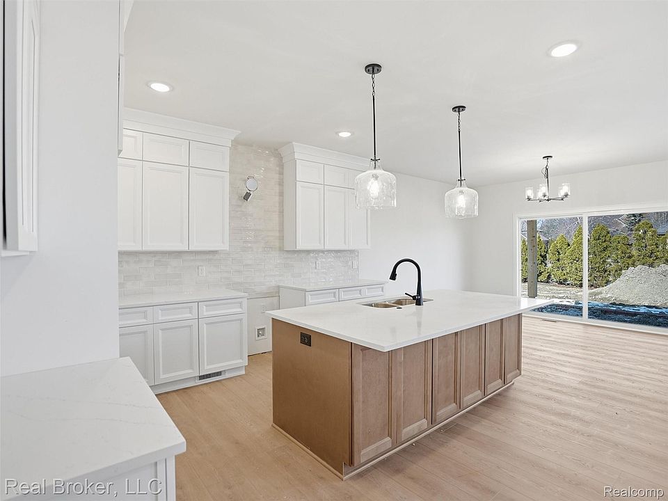 35689 Windridge Dr, photo 27