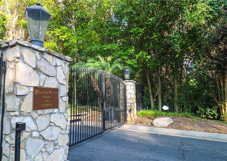 1st image of 9455 Friendly Woods Ln