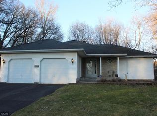273 Sherwood Ct, West Saint Paul, MN 55118