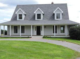 37 Town Farm Rd, Woodstock, CT 06281