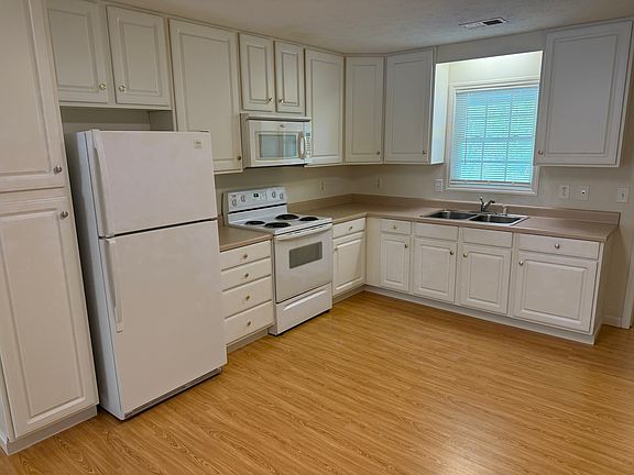 4th image of 1191 Carlisle Ln #A