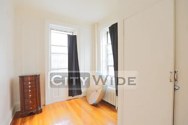 Rented by City Wide Apartments | media 11