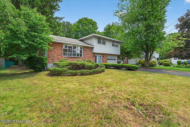 3rd image of 1032 St Jude Drive