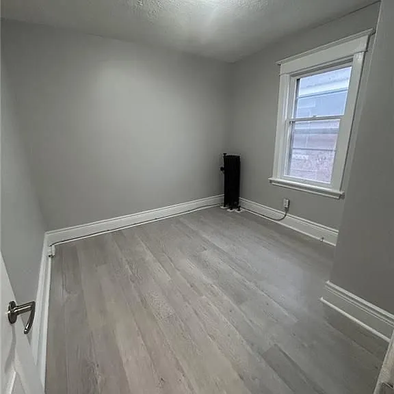 983 Main St E #6 — Photo 9