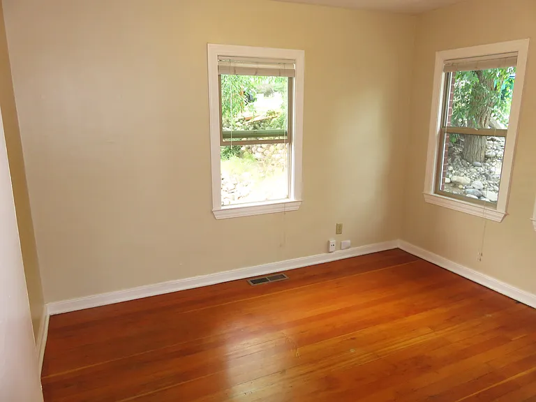 2044 Plumas St — Photo 6