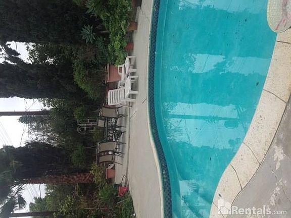 5th image of 17186 Marilla St