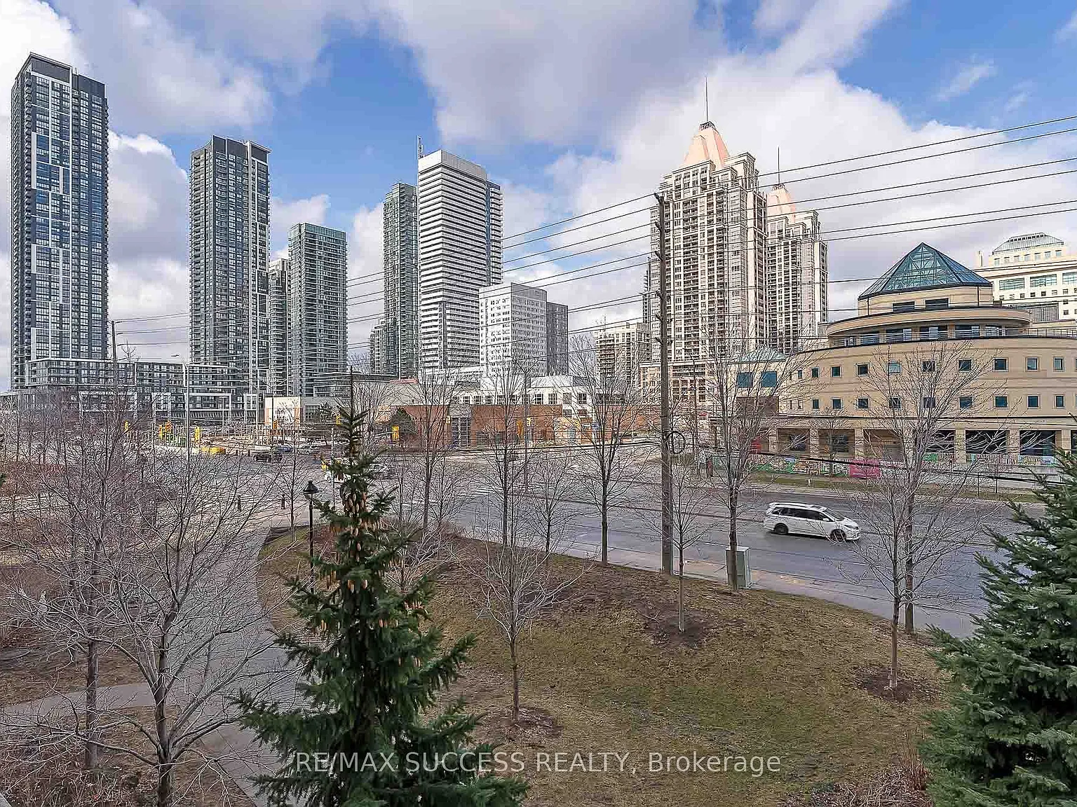 3 bed, $2,950 — Photo 2
