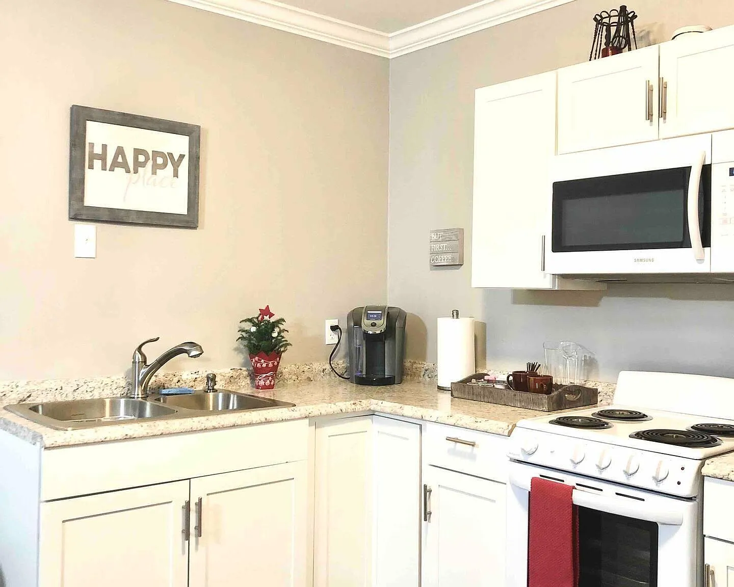 1 bed, 1.0 bath, 600 sqft, $2,050 — Photo 1