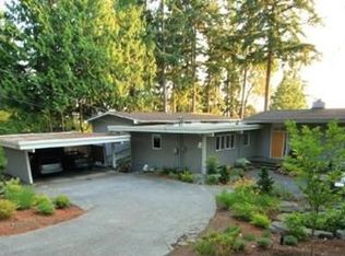 11241 Champagne Point Ln NE, Kirkland, WA 98034