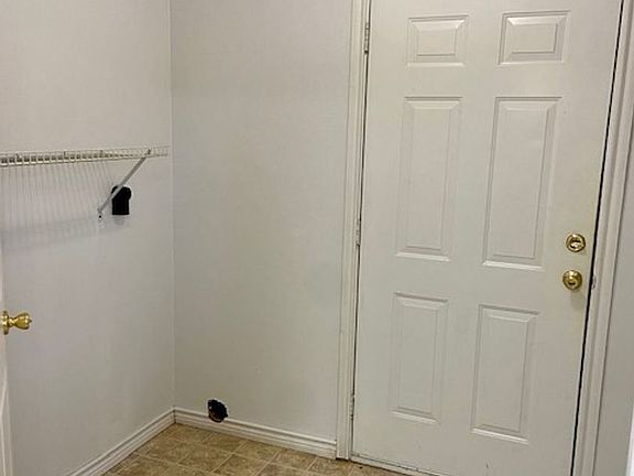 5th image of 4480 Benton Dr