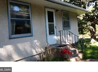 2610 Wewers Rd, Roseville, MN 55113