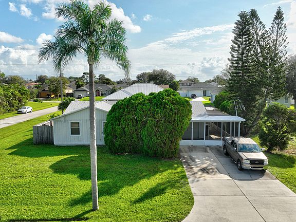 2nd image of 4665 SW Savona Boulevard