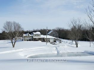 1758 Forty Foot Rd, Central Frontenac, ON K0H1T0