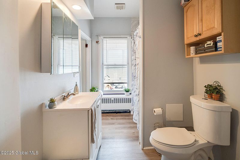 4th image of 1517 5th Street