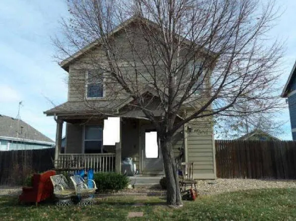 2904 Renshaw St, Strasburg, CO 80136