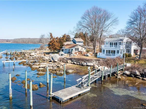 20 North Shore Way, Stonington, CT 06378