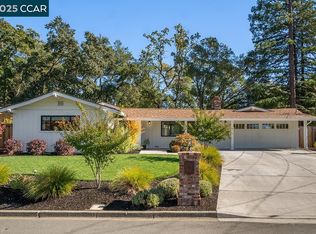 24 Brookdale Ct, Lafayette, CA 94549