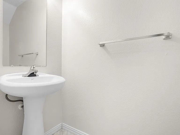 1312 Annalea Dr — Photo 13