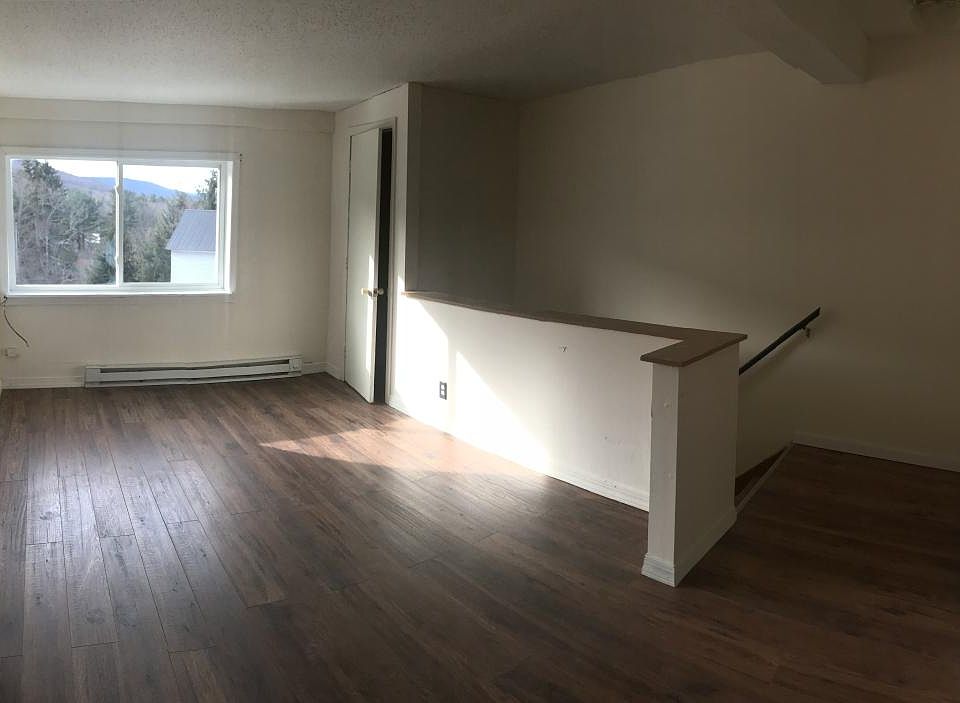 1st image of 85 Main St APT 3