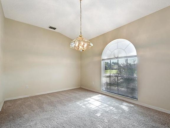 3rd image of 2222 Amberly Ave #2