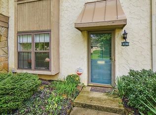 6198 Stornoway Dr S, Columbus, OH 43213