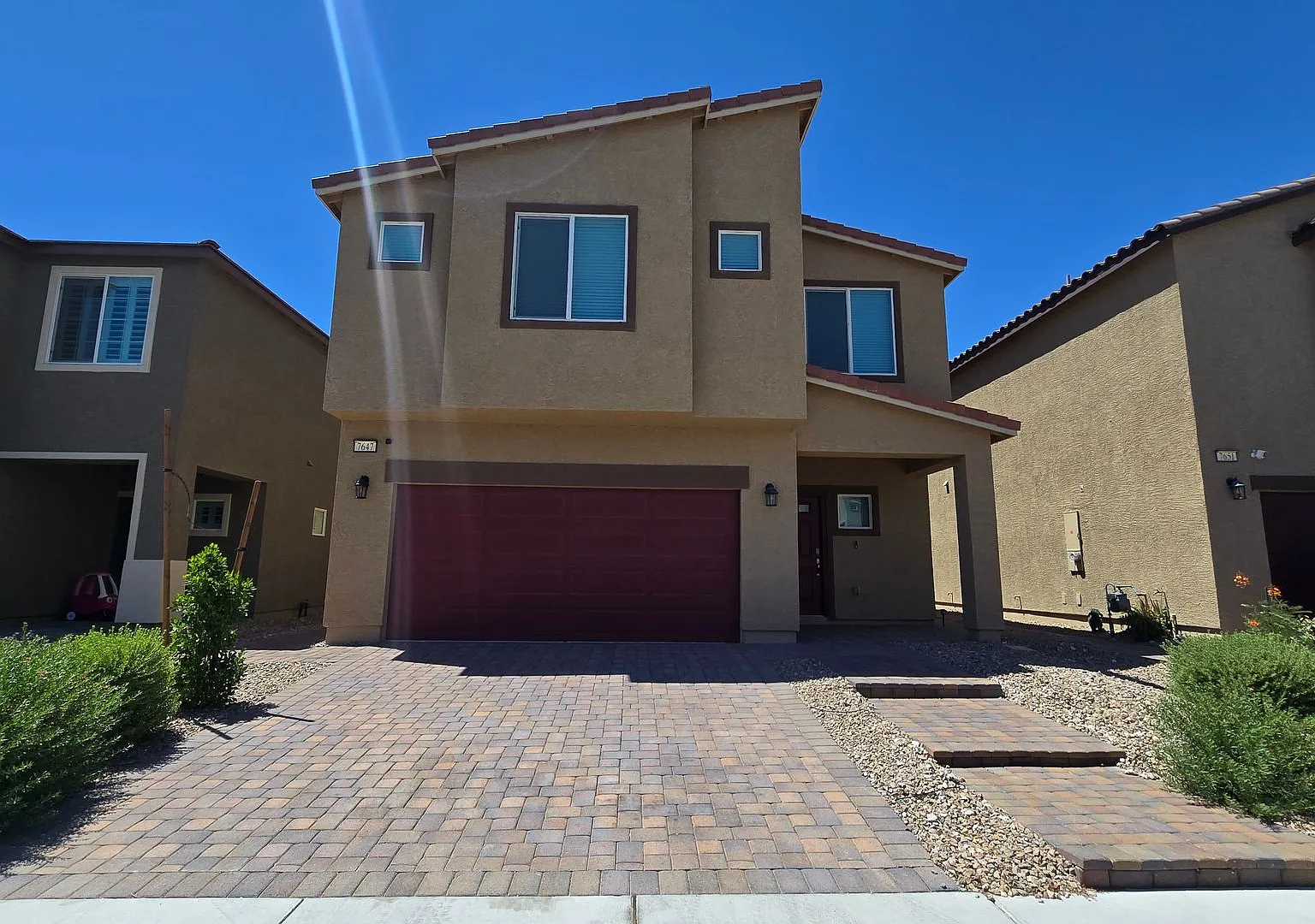 7647 Duran Harbor Ln // 5 bedroom new build for rent — Photo 2