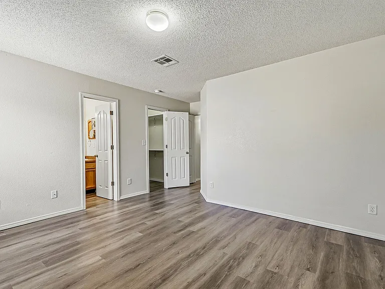 7261 Sachet Cliff Dr — Photo 16
