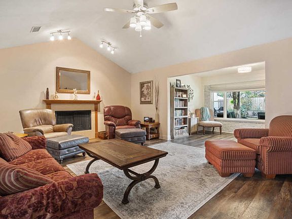 5th image of 110 Big Sky Dr
