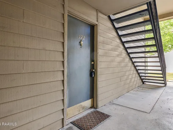 220 Doucet Rd APT 122C, Lafayette, LA 70503