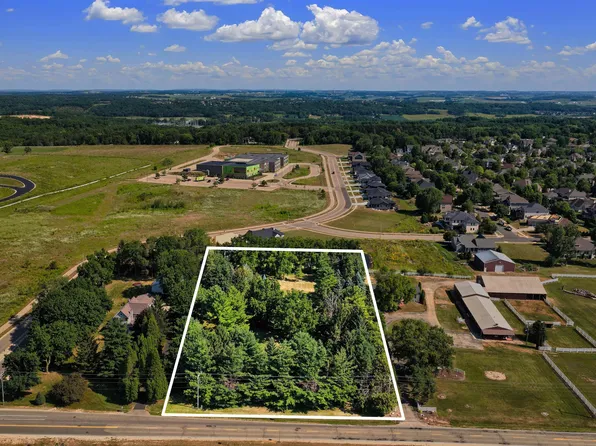 7410 W Old Sauk Rd, Middleton, WI 53562