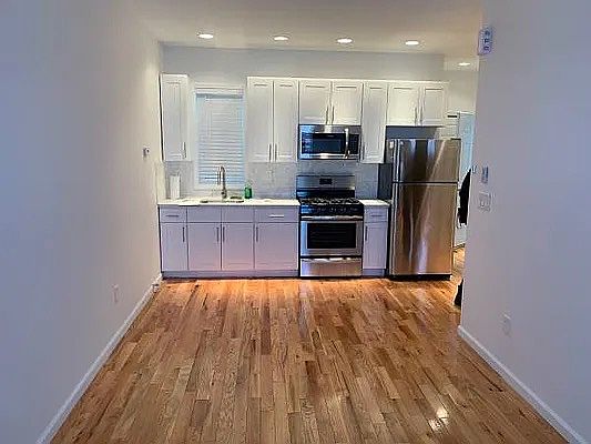 2nd image of 61-03 Fresh Pond Rd #1F