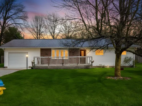 125 Hamilton Ave, Hebron, OH 43025