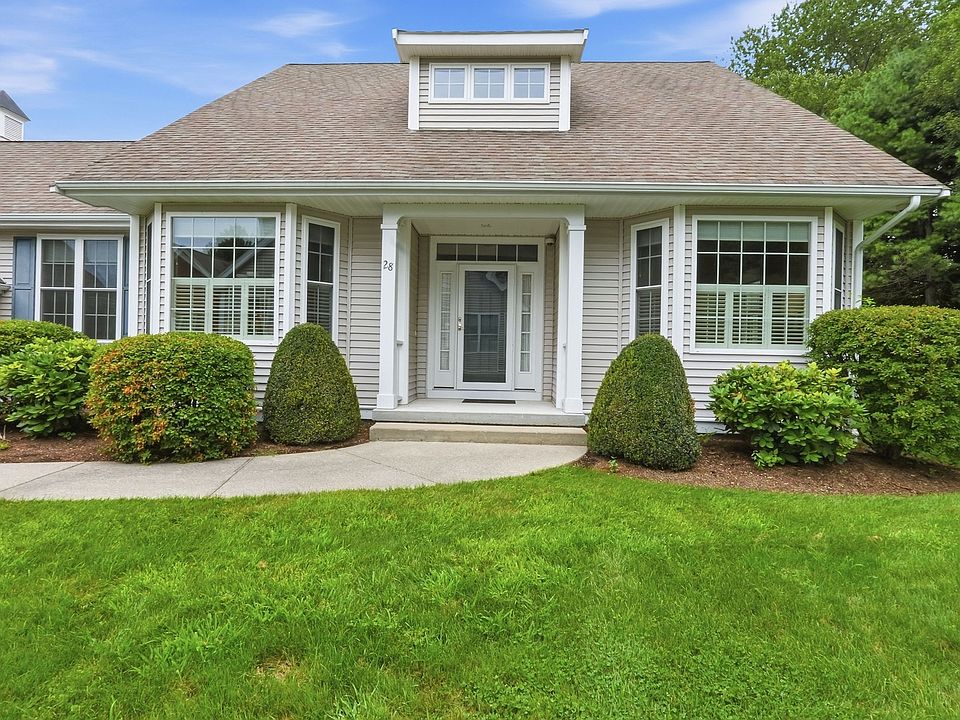 1st image of 28 Braeburn Ln #28
