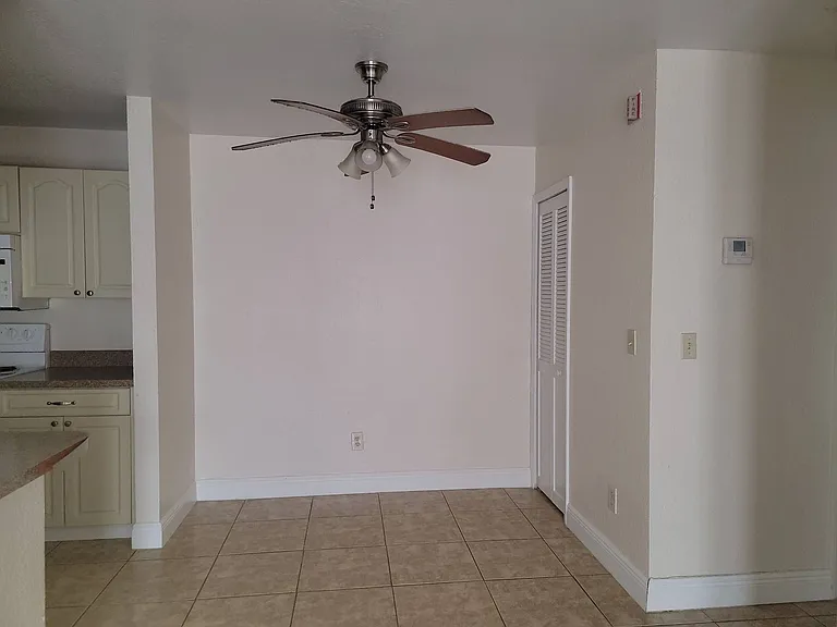 2550 N Alafaya Trl #2103 — Photo 3