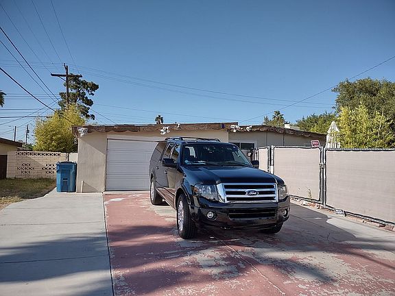 5th image of 5031 Wilbur St