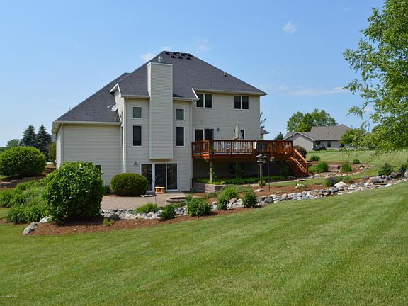 2nd image of 16125 Jeff Ct