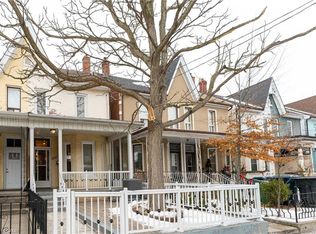 205 Markham St, Toronto, ON M6J2G7