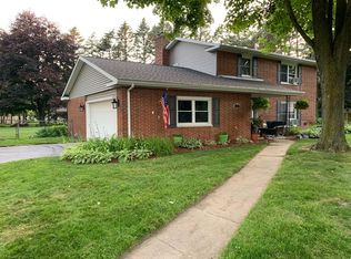 3 Alton Ct, Saginaw, MI 48603