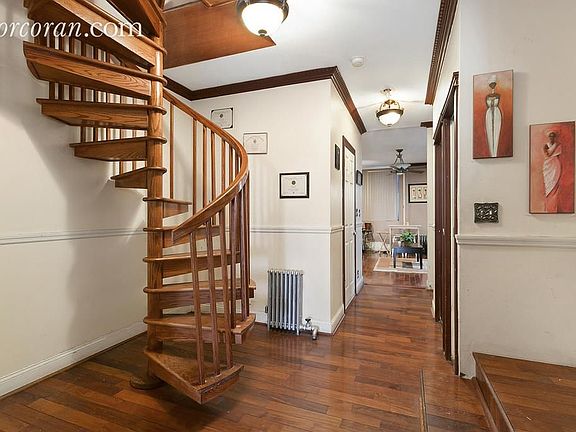 3rd image of 460 W 142nd St