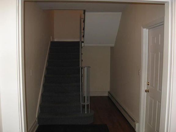 3rd image of 186 North St #2