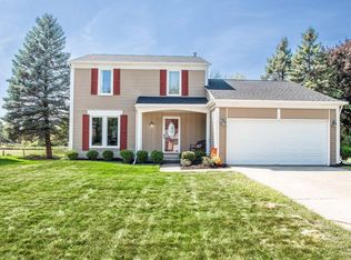 822 Hadley Rd, Rochester Hills, MI 48307