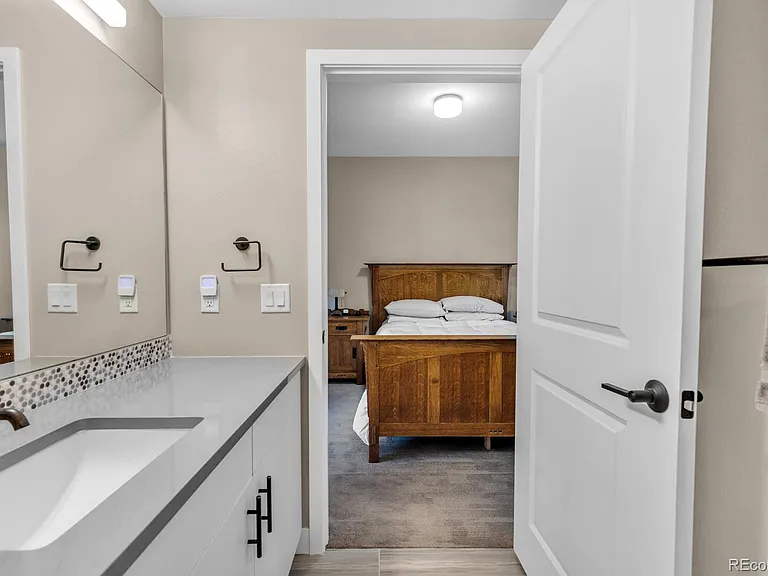 2729 W 28th Ave #315 — Photo 16
