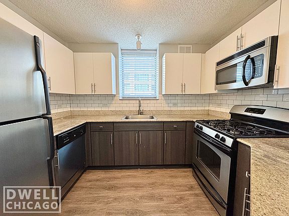 5th image of 200 N Jefferson St #2501