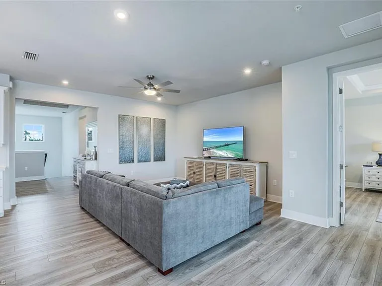 4705 Arboretum Cir #203 — Photo 5