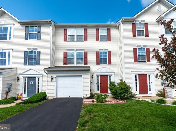 193 S Savanna Dr, Pottstown, PA 19465