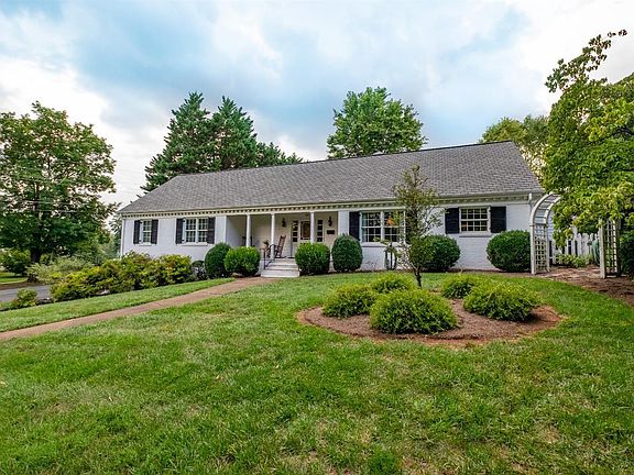 2nd image of 99 Colonial Ct