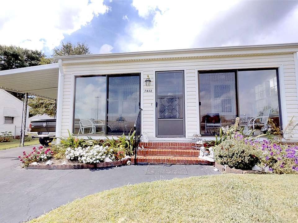 1st image of 7432 W Lake Dr