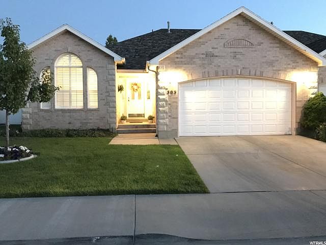 2nd image of 505 W 40 N