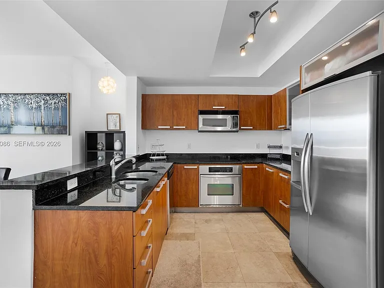 3131 NE 188th St #1910 — Photo 5