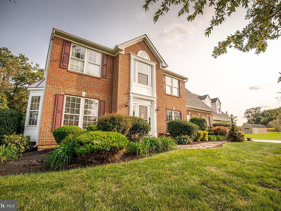 1st image of 98 Girth Ln